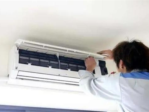 聽說安裝中央空調(diào)會(huì)“泡頂”，做好這幾點(diǎn)就能踏實(shí)用